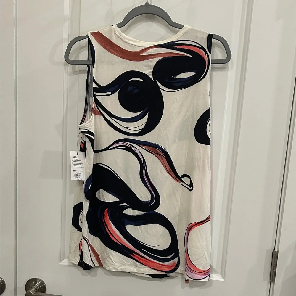 Bundle of Nine West Soft-Spun Abstract Patterned Sleeveless Tank Tops - Picture 5 of 7